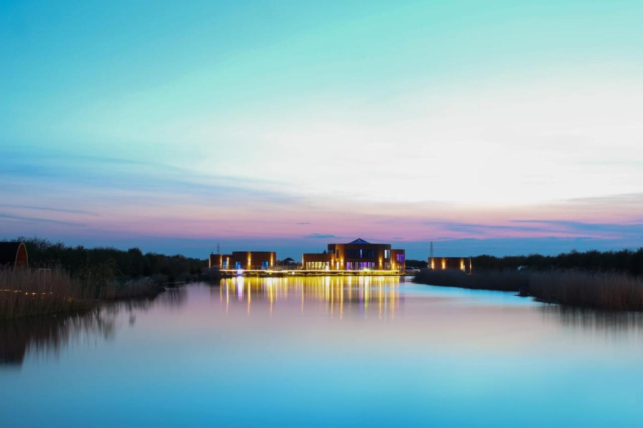 Lakeside Fishing Lodges ボストン エクステリア 写真